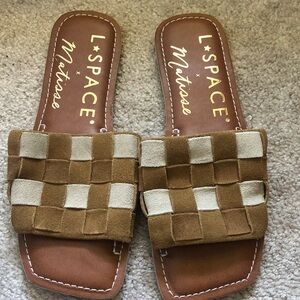 l*space Two-Tone Woven Suede Slide Sandals in Tan and Cream